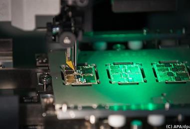Bild: Drei Staaten verbieten Export von Chip-Maschinen nach China